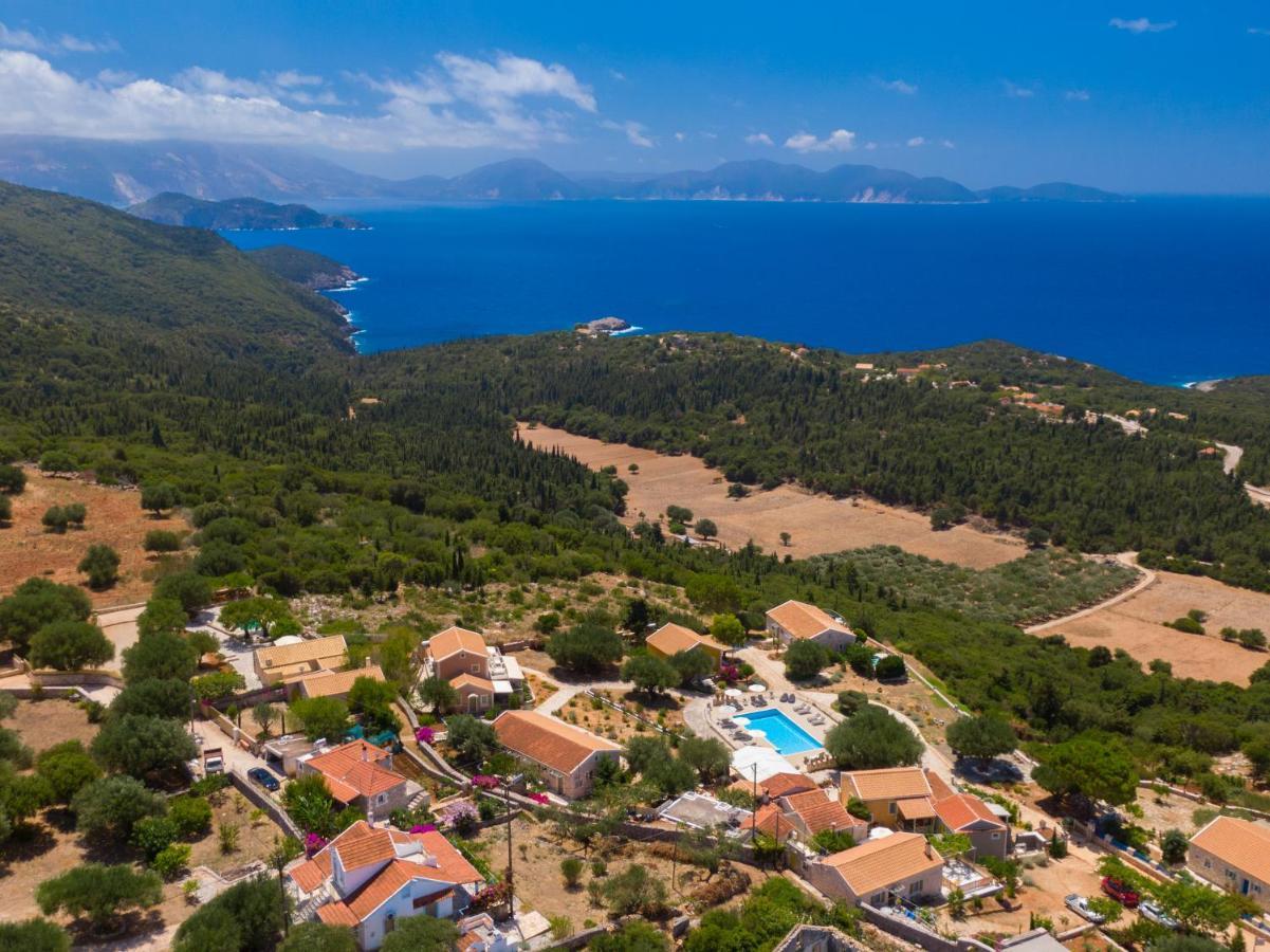 Blue Horizon Cottages Tzamarelata 외부 사진