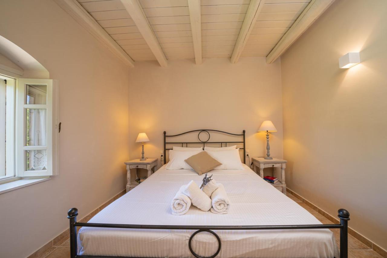 Blue Horizon Cottages Tzamarelata 외부 사진